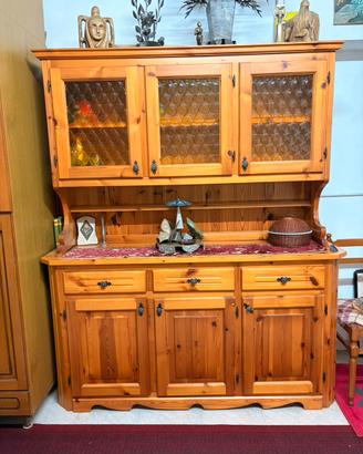 Credenza con vetrina da taverna