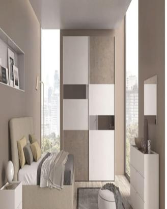 Mobili nuovi e imballati in confezione originale