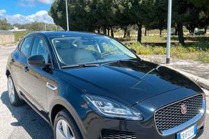 Jaguar E-PACE -GARA Jaguar CAMBIO CON JEEP WRANGLE