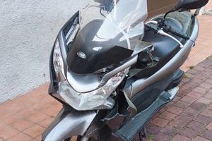 PCX 125 incidentato