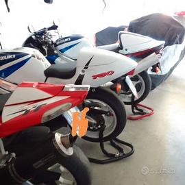 Suzuki gsxr 750 + Aprilia tuono v2