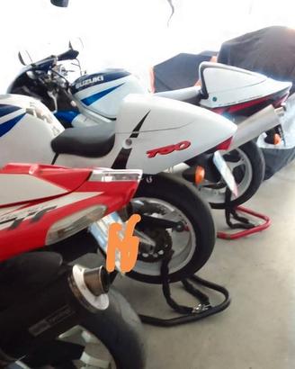 Suzuki gsxr 750 + Aprilia tuono v2