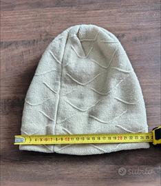 Cappello con pelo interno