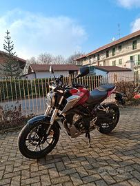 Honda CB 125 R