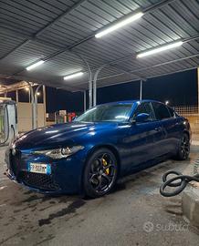 Alfa Romeo Giulia Sport Edition - Blu Montecarlo