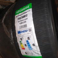 Pneumatici 4 stagioni 205 50 R17 nuovi