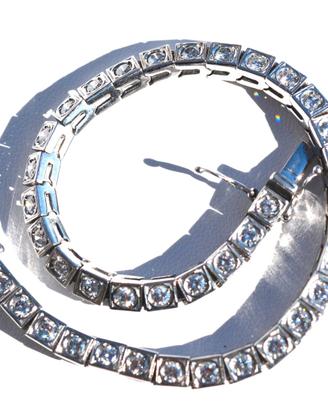 Bracciale con  80 Diamanti realizzato in oro