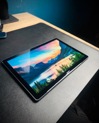 Tablet Huawei MediaPad M5 10.8 + tastiera omaggio