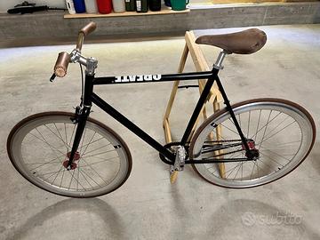 Bici CREATE scatto fisso/libero .
