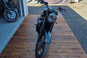 Bsa Gold Star 650 Shadow Black 2025