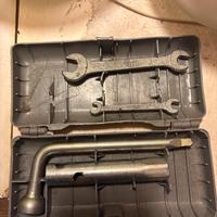 Attrezzi uso e manutenzione fiat 500/600/850