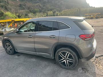 Mercedes GLA 200d