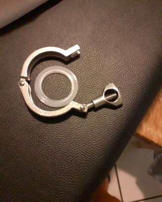 Morsetto Tri Clamp 50.5 acciao inox con ghiera