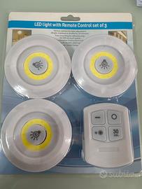 Faro led luce armadio