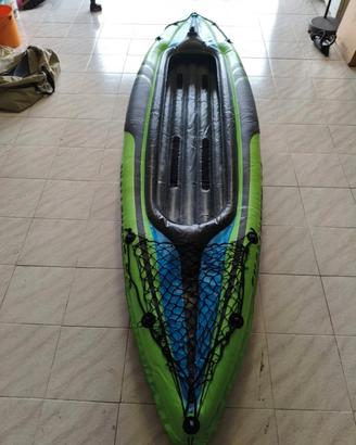 canoa gonfiabile 