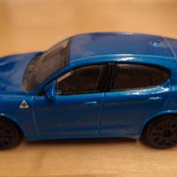 modellino Bburago Alfa Romeo Stelvio