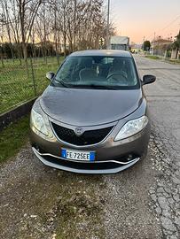 Lancia ypsilon 1.3 multijet