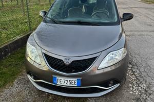 Lancia ypsilon 1.3 multijet
