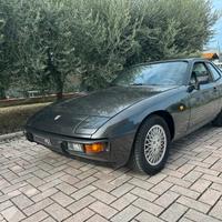 Porsche 924