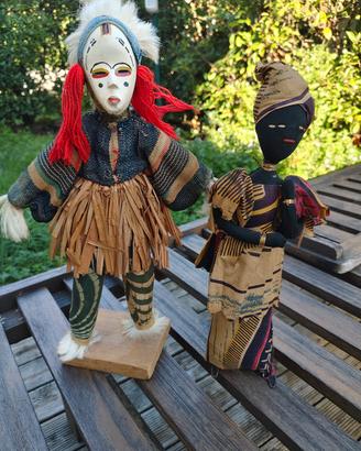 2 statuette etnico