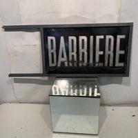 Insegna a bandiera in vetro BARBIERE