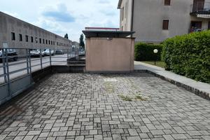 Posti macchina in zona borgo loreto