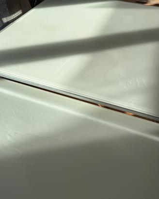 tavolo calligaris in perfette condizioni
