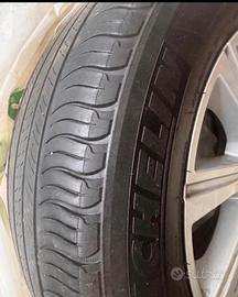 Set cerchi 18 con gomme michelin 4 stagioni
