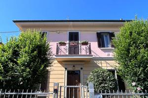 Appartamento di 100 m² con 3 locali a Bologna