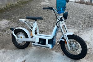 Motorino elettrico cake makka ohlins scooter