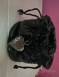 Guess trousse