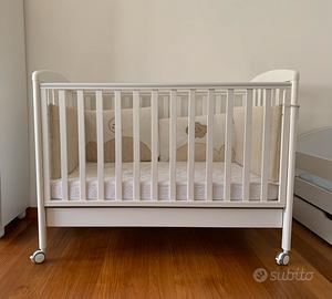 Lettino Italbaby + materasso+ 2 paracolpi