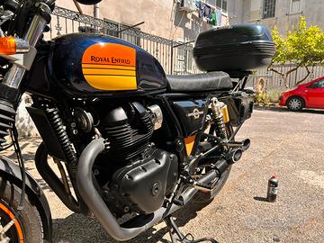 Royal Enfield interceptor 650 col. barcellona