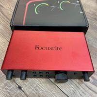 FOCUSRITE SCARLETT 2i2 + IMBALLO