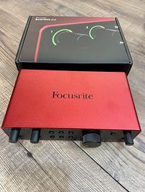 FOCUSRITE SCARLETT 2i2 + IMBALLO