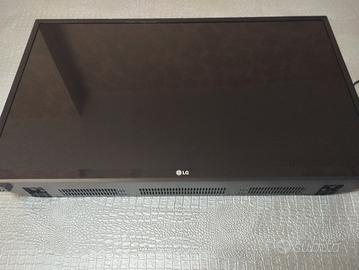 Televisore LG funzionante con telecomando 