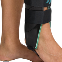 Tutore bivalva aircast air-stirrup universe