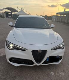 Stelvio 2.2 210cv VELOCE