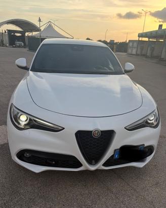 Stelvio 2.2 210cv VELOCE