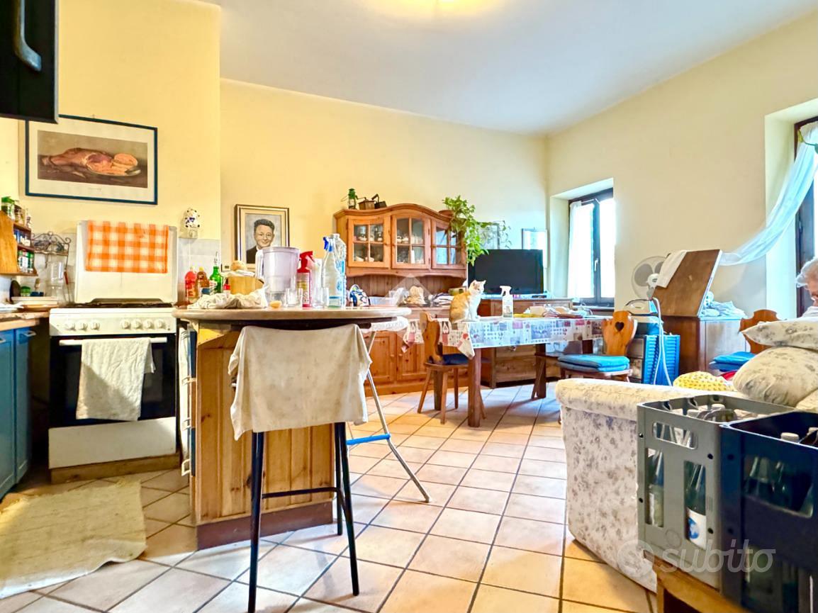 Apartment in Affi, Caorsa - Altro