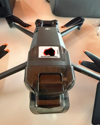 DJI Mavic 3 Pro Combo + DJI RC Pro – 3 batterie
