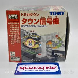 GIOCO TOMY SEMAFORO CITTADINO