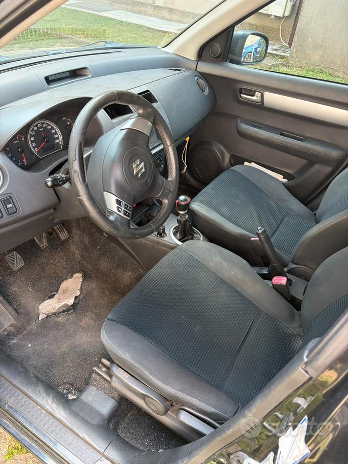 Suzuki Swift (2005-2010)