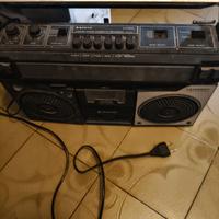 radio registratore Sanyo anni 80 
