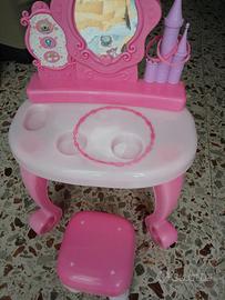 Toelettina per bambina di colore rosa 