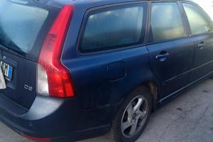 volvo V50 anno 2011 euro 5 km 220