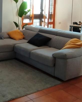 Divano Poltronesofá nuovo