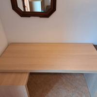 Scrivania ikea con piano estraibile 151x65 cm