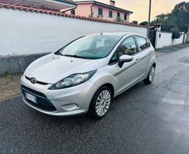 FORD Fiesta 1.2 benzina anno 2010 Euro5 neopatenta