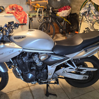 Suzuki bandit 1200s